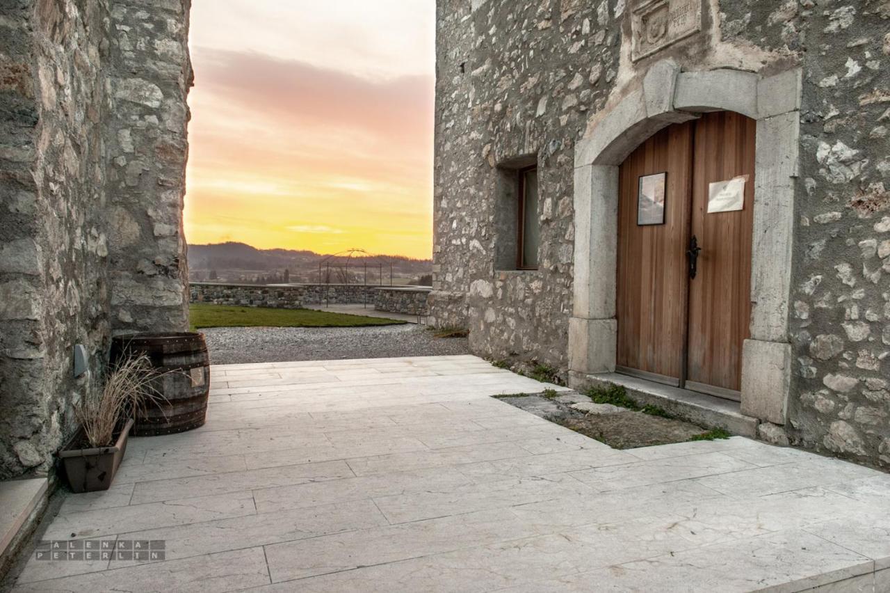 Vinica Castle Hotel ภายนอก รูปภาพ